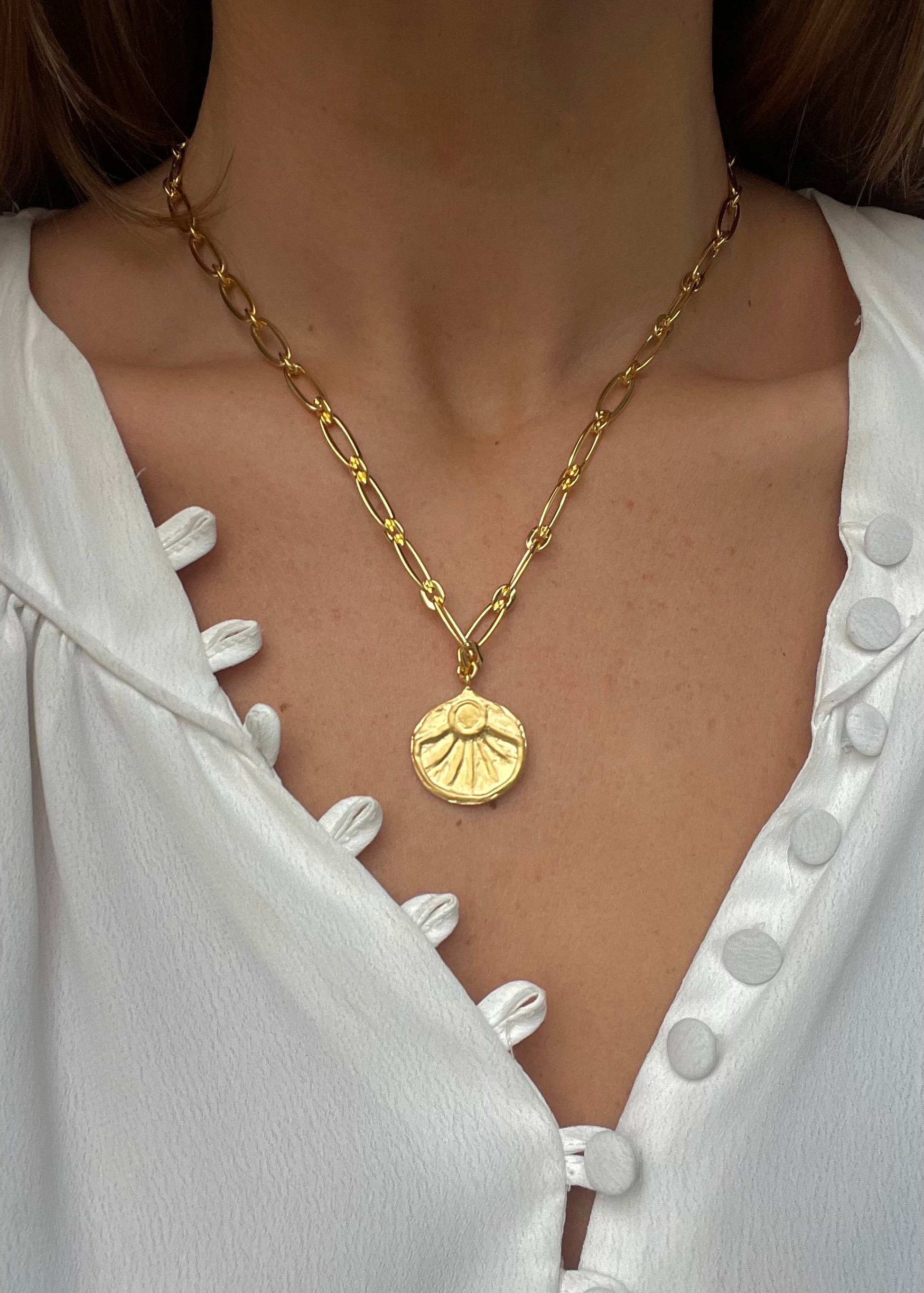 The Aphrodite Necklace